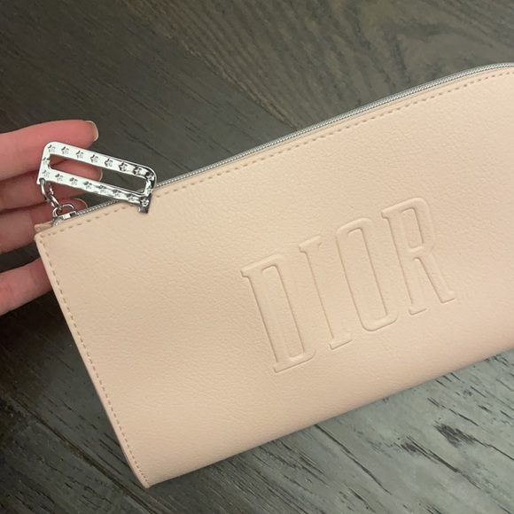 Brand new pink DIOR pouch - Picture 3 of 7